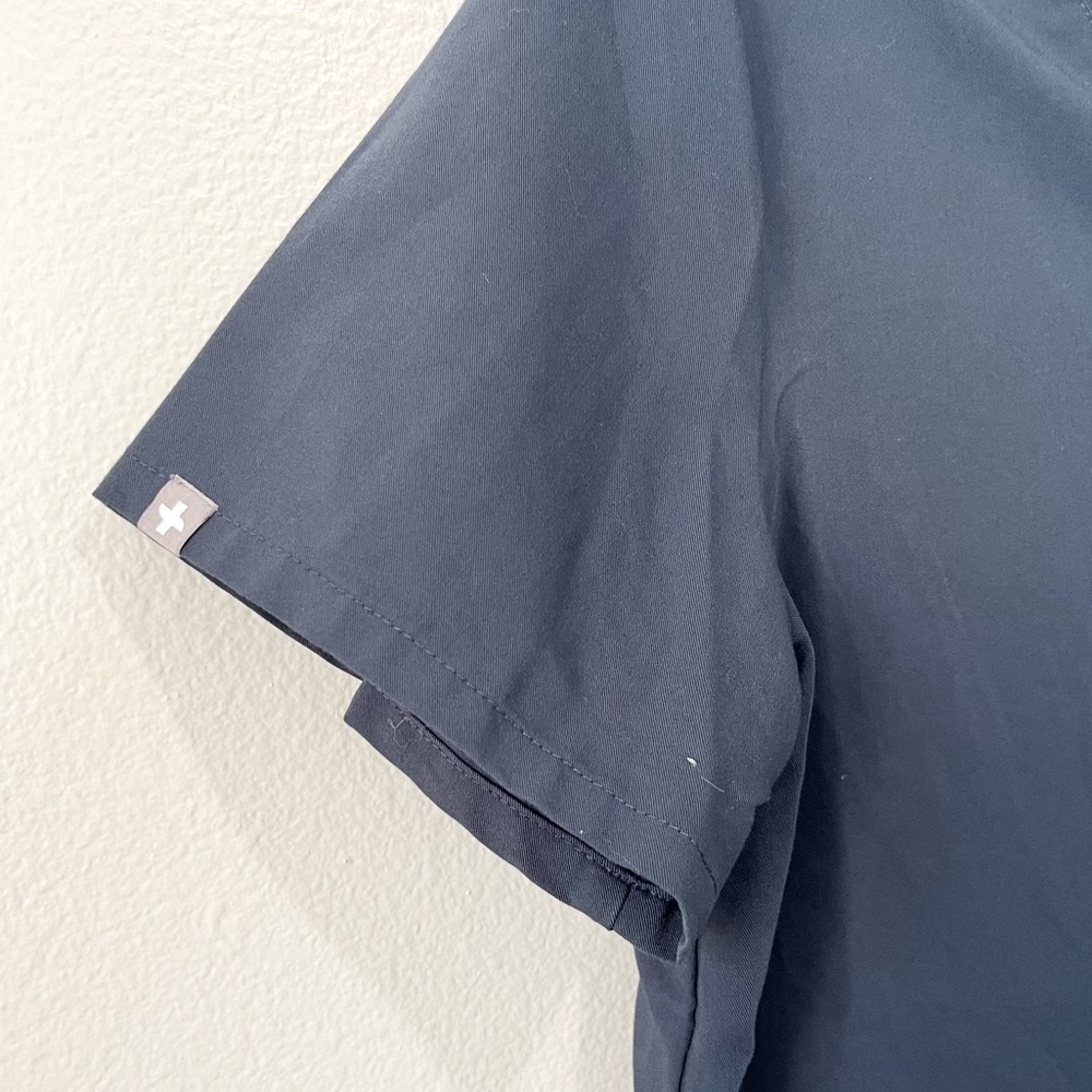 Figs- Technical Collection Bundle 2 Scrub Tops Da… - image 4